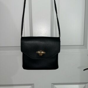 SHEIN Black Crossbody Bag with Sleek Design